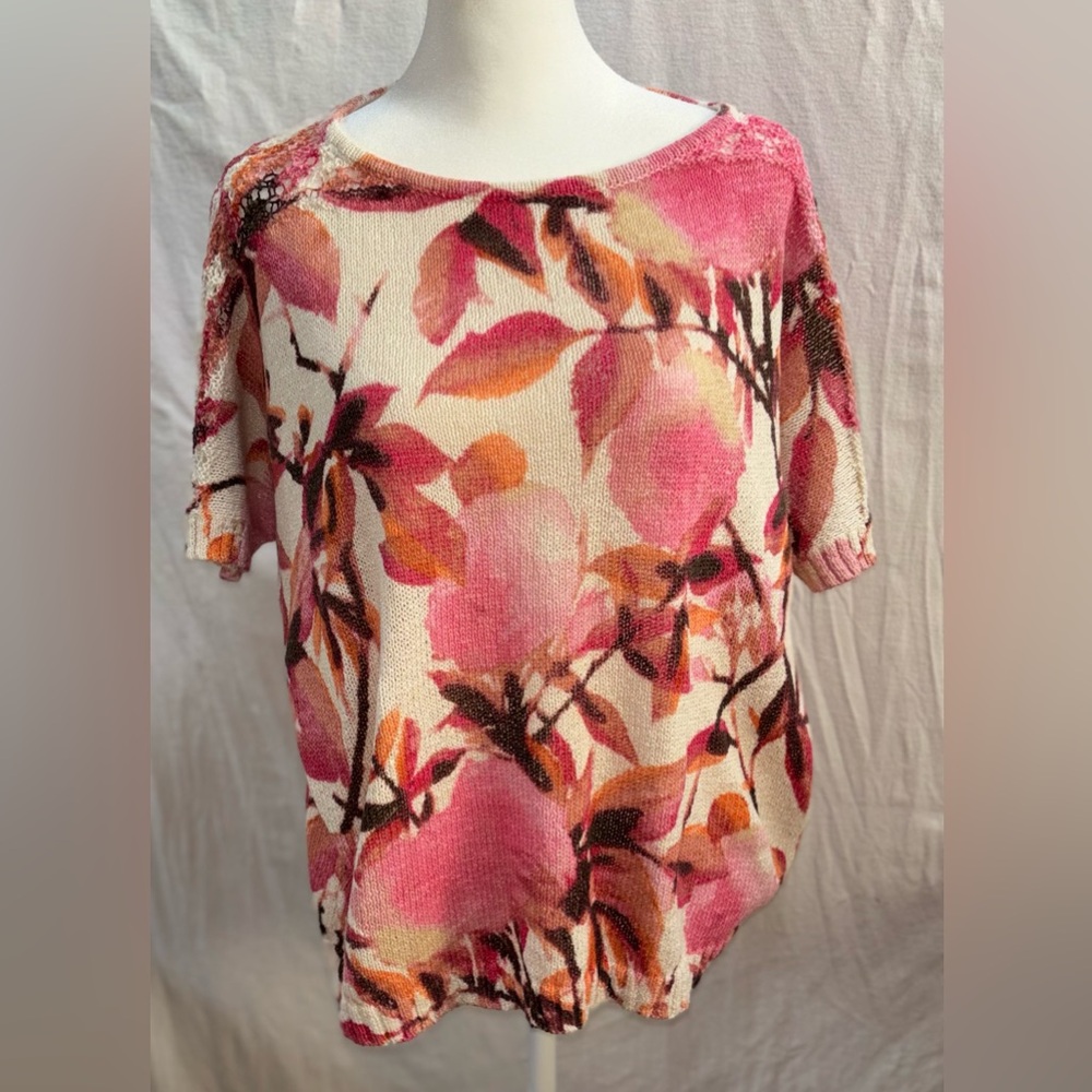 Chico Brushed Floral Knitted Scoop Neck Short sleeve Top